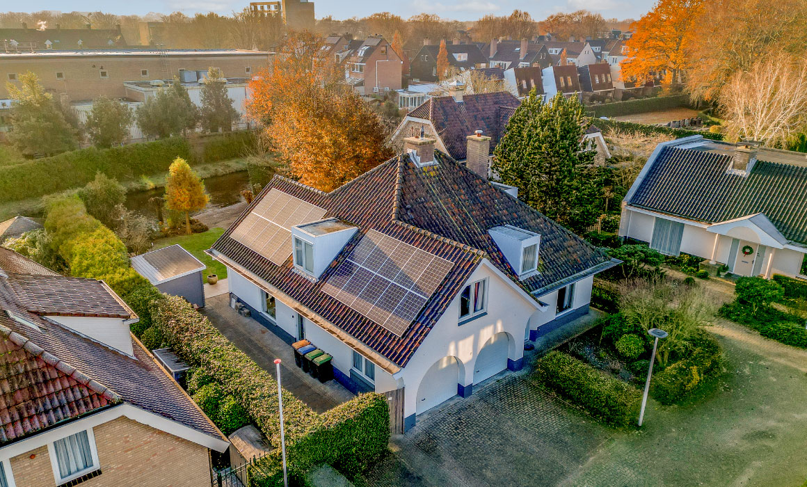 Domestic Solar PV installations from Delta Energy Solutions