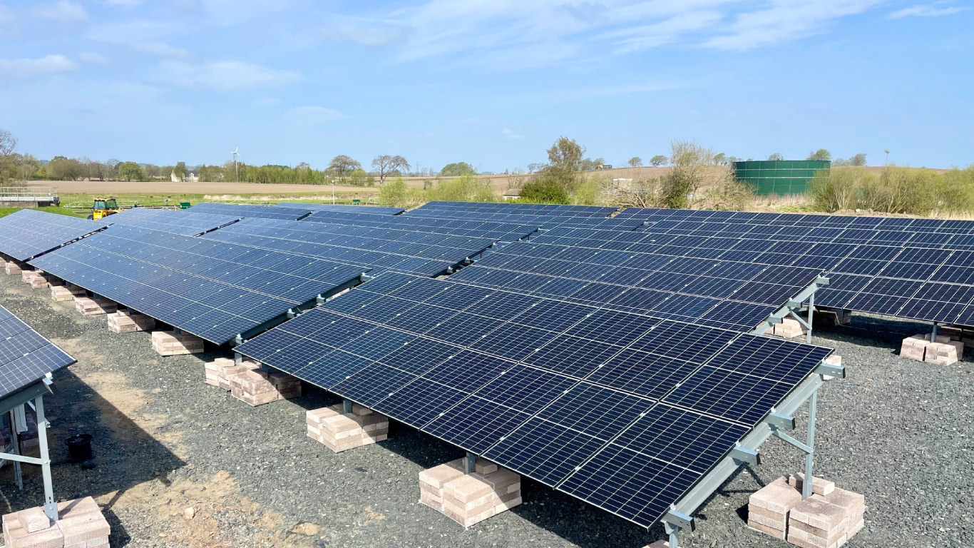 Delta Energy Solutions - Commercial Ground Mounted Solar Panels